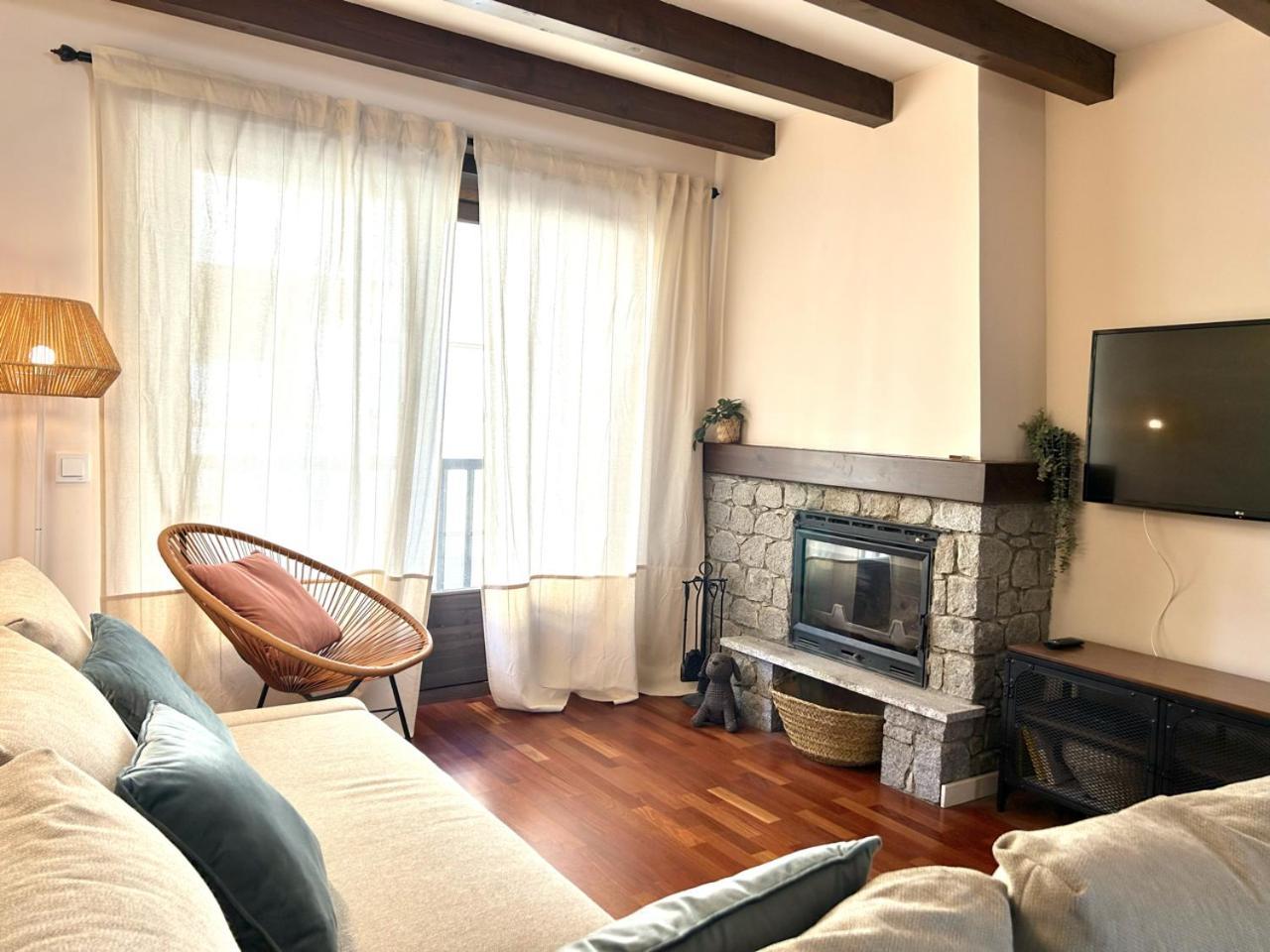 אסטרי ד'אנאו Apartament Encantador I Centric Amb Llar De Foc By Rural D'Aneu מראה חיצוני תמונה